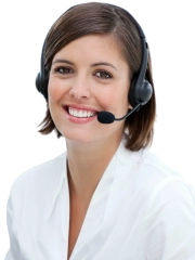 Девушка с гарнитурой